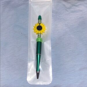 Green Sunflower Pen
